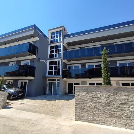Luxury Apartments-La Dino Maky Vodice Esterno foto